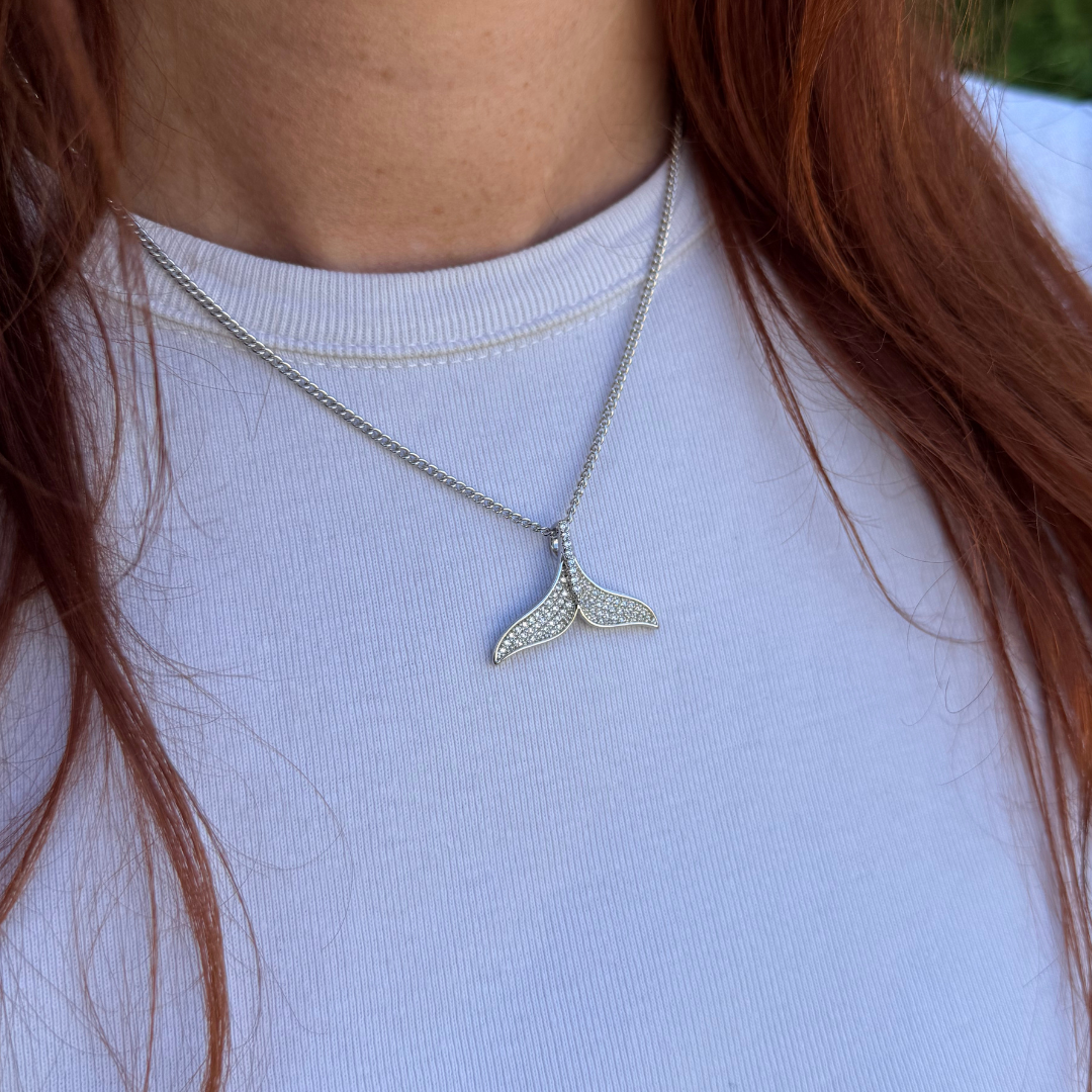 COLLAR COLA DE BALLENA