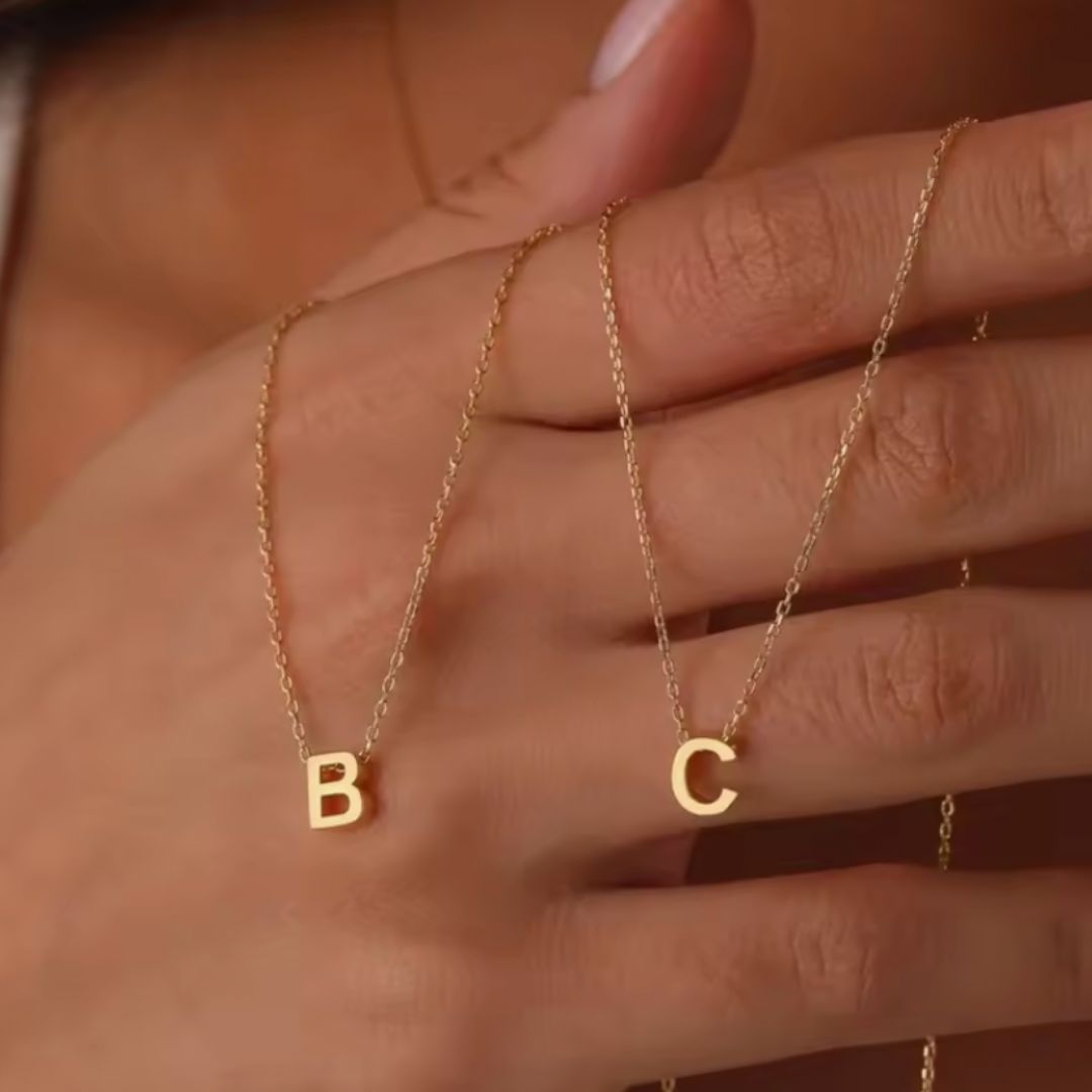 COLLAR LETRA PEQUEÑA