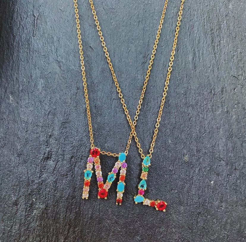 COLLAR LETRAS COLORES